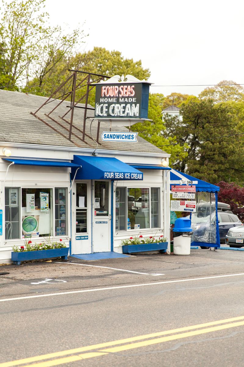 Four Seas Ice Cream, Centerville Four Seas Ice Cream, Centerville