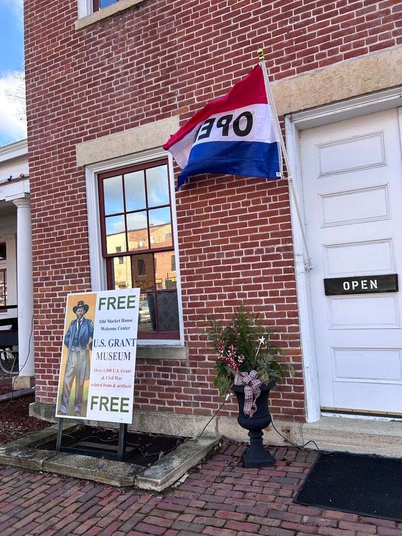 Free Admission and Visitor Center Services