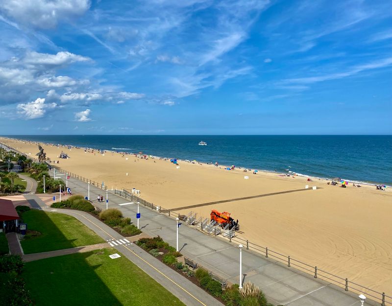 Fresh Seafood and Oceanfront Dining Culture Fresh Seafood and Oceanfront Dining Culture