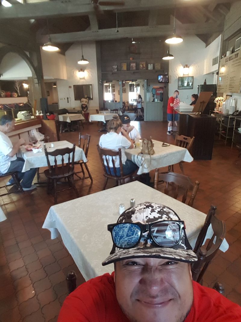 Friendly Faces and Fast Service