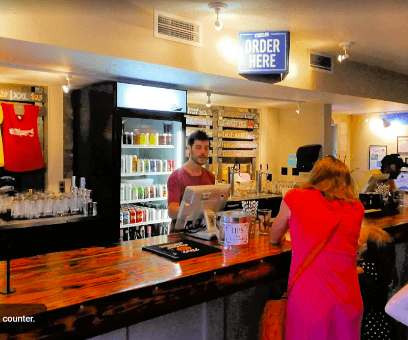 Friendly Faces and Smooth Service Friendly Faces and Smooth Service