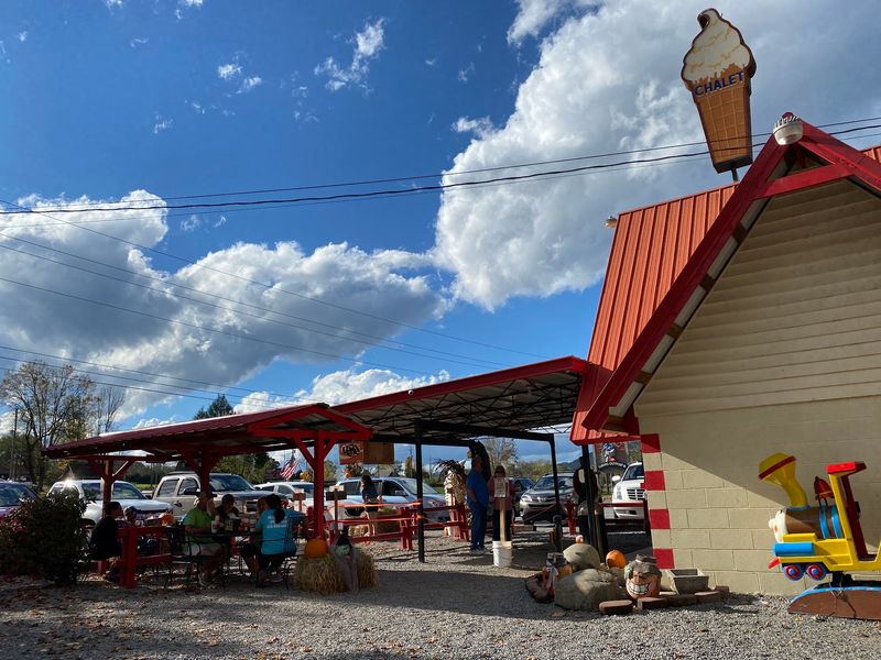 Friendly, Fast Service With A Small-Town Feel Friendly, Fast Service With A Small-Town Feel
