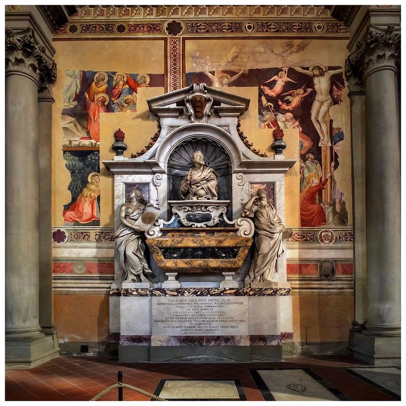 Galileo Galilei's Tooth - Florence, Italy Galileo Galilei's Tooth - Florence, Italy