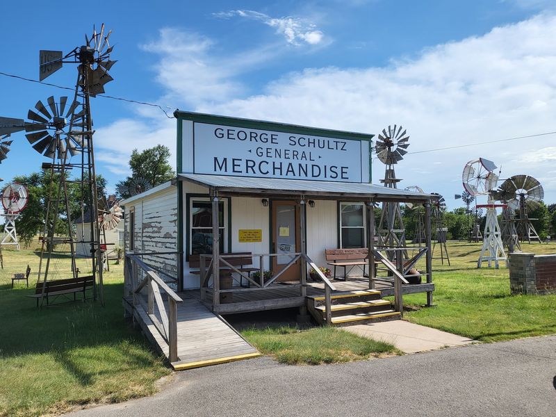 Gift Shop and Visitor Amenities