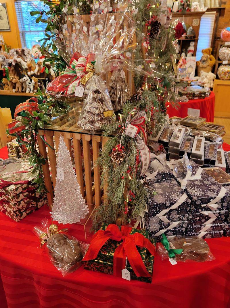 Gift Wrapping That Saves The Day Gift Wrapping That Saves The Day