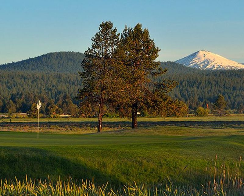 Golf That Matches the Scenery Golf That Matches the Scenery