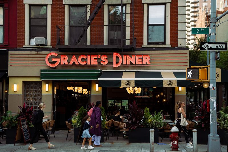 Gracie's Diner, New York, New York