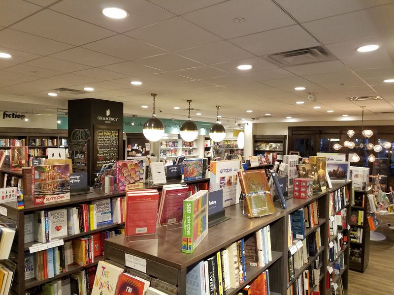 Gramercy Books, Bexley Gramercy Books, Bexley