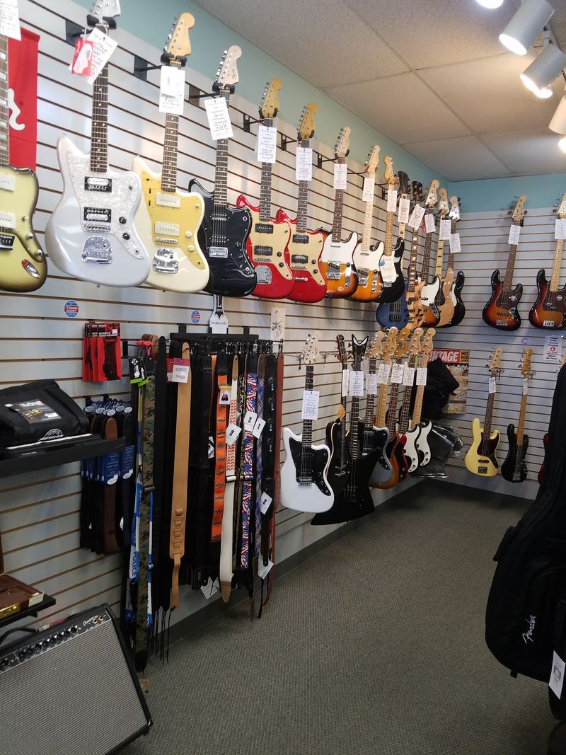 Guitar and Bass Selection Worth the Trip Guitar and Bass Selection Worth the Trip