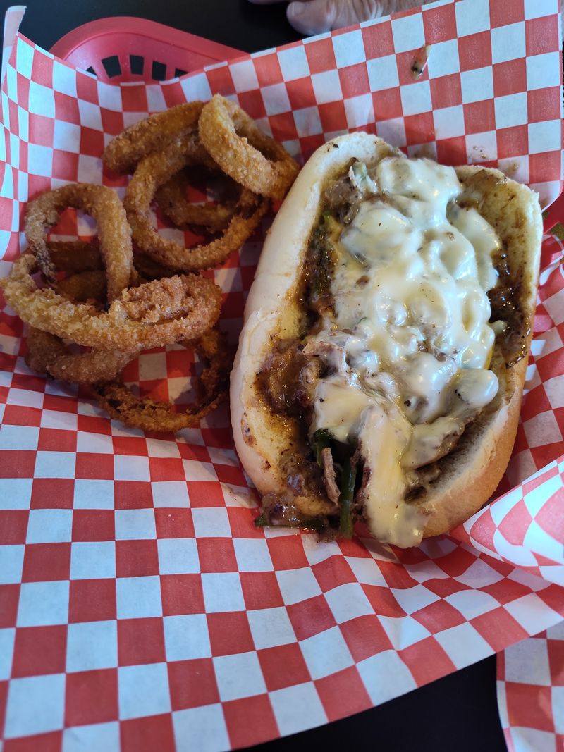 Gyros, Philly Cheesesteak, and a Menu Wider Than Expected Gyros, Philly Cheesesteak, and a Menu Wider Than Expected