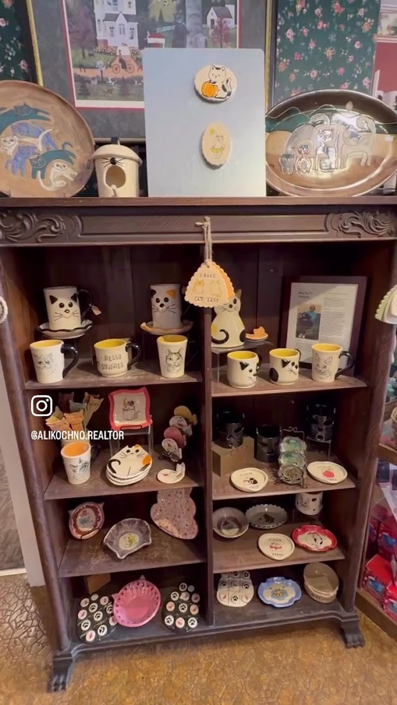 Handmade Touches and Local Artists Handmade Touches and Local Artists