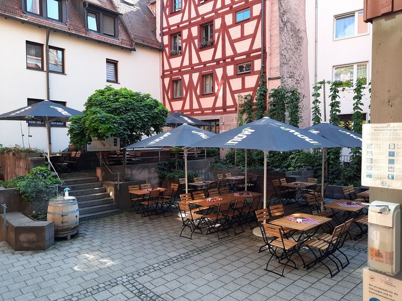 Hausbrauerei Altstadthof, Nuremberg Hausbrauerei Altstadthof, Nuremberg