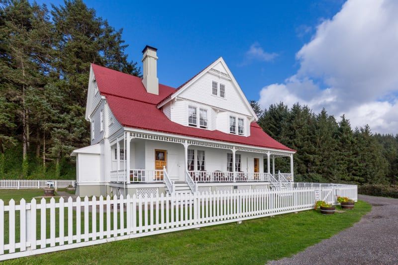 Heceta Lighthouse Bed & Breakfast, Yachats, Oregon Heceta Lighthouse Bed & Breakfast, Yachats, Oregon