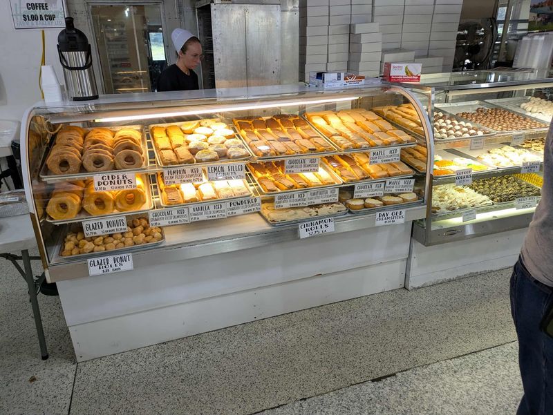 Hershberger's Farm & Bakery, Millersburg
