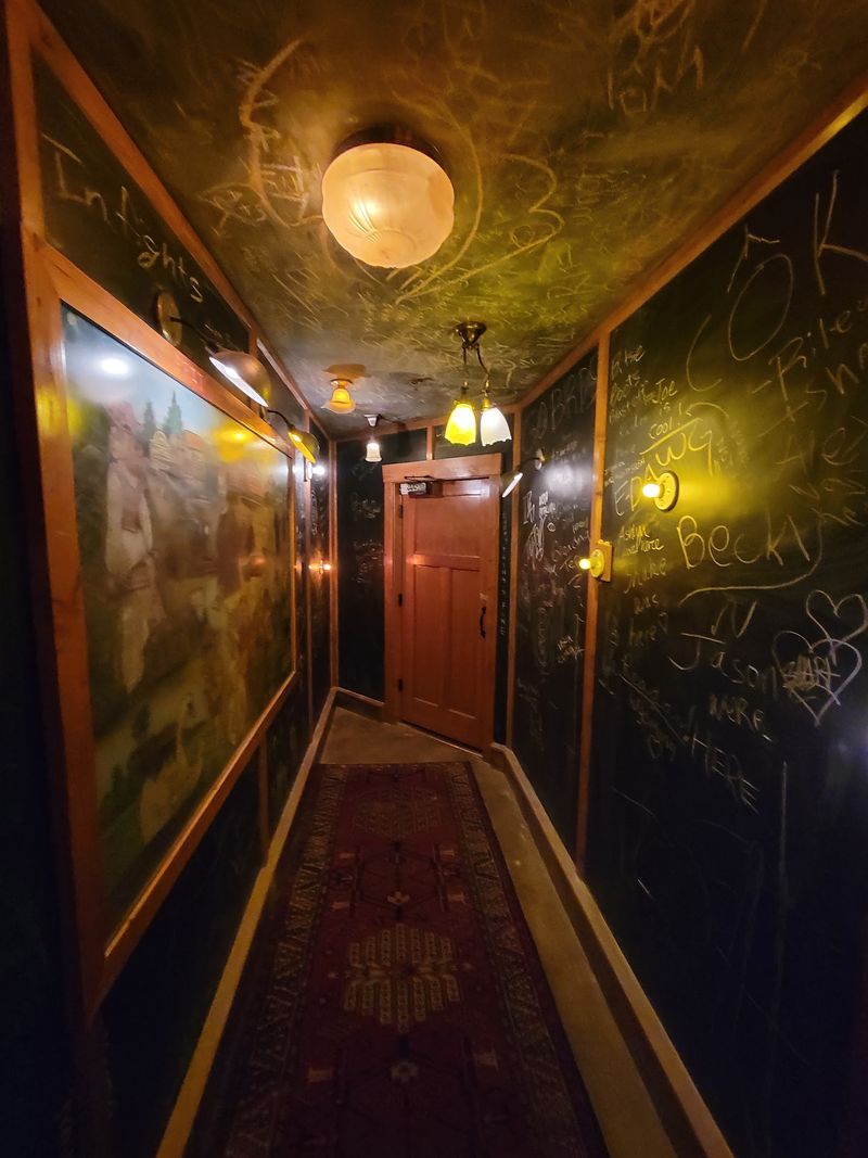 Hidden Rooms and Secret Corners Worth Hunting Down