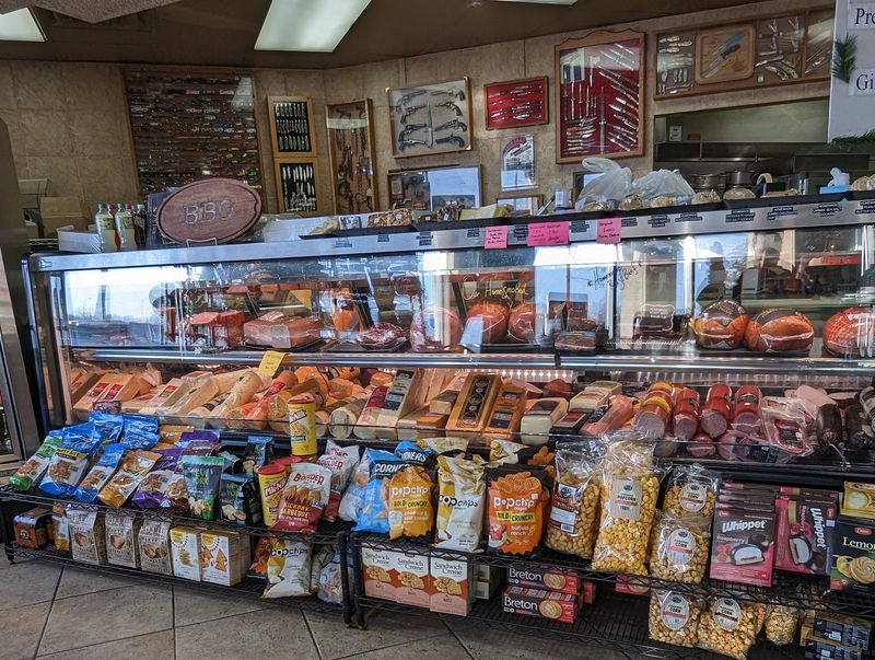 Hot Deli and Ready-to-Eat Options Hot Deli and Ready-to-Eat Options