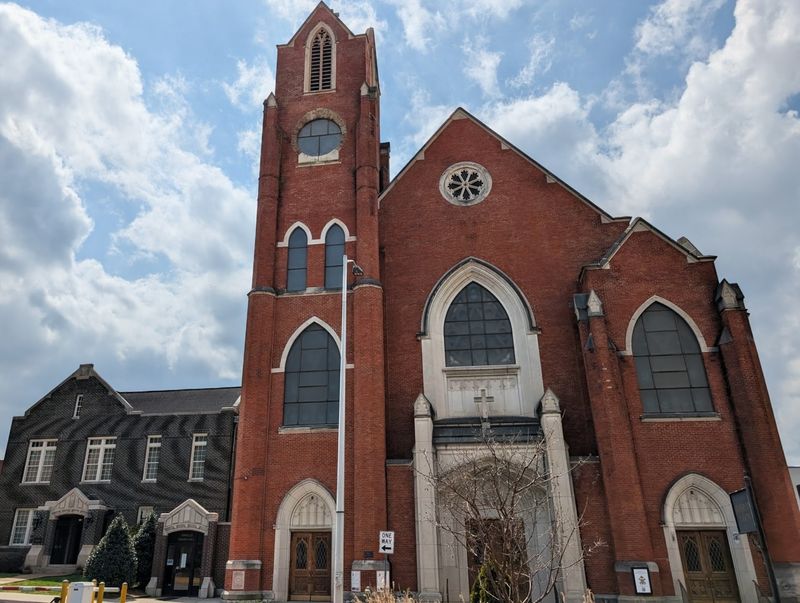 Hours, Parking, and Planning Your Visit