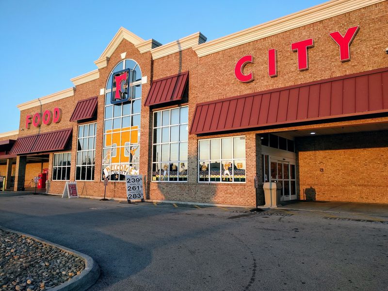 Hours, Prices, and the Handy Gas Station Hours, Prices, and the Handy Gas Station