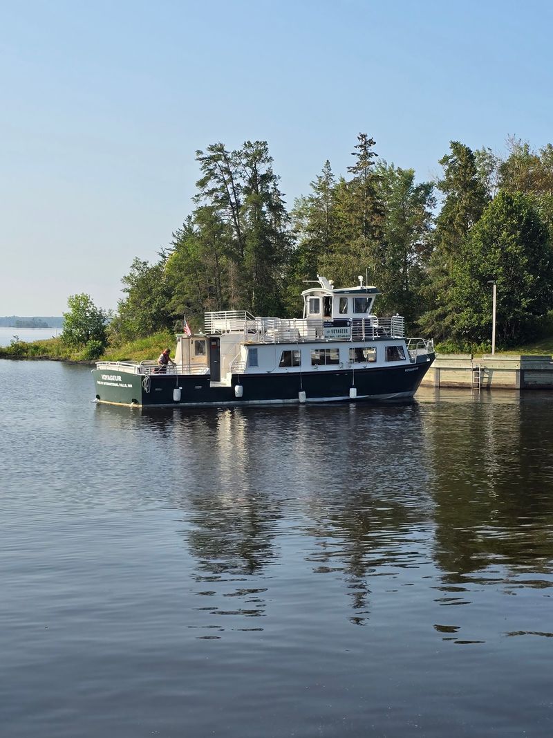 Houseboating, One of the Most Relaxed Ways to See the Park