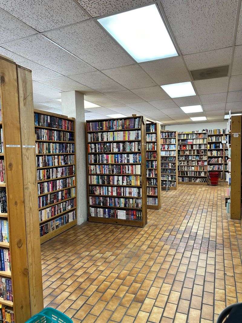 How Big Is This Place, Really How Big Is This Place, Really