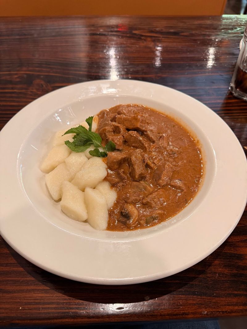 Hungarian Pancakes With Goulash That Steal the Show Hungarian Pancakes With Goulash That Steal the Show