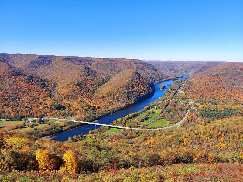 Hyner View State Park, Hyner, Pennsylvania Hyner View State Park, Hyner, Pennsylvania