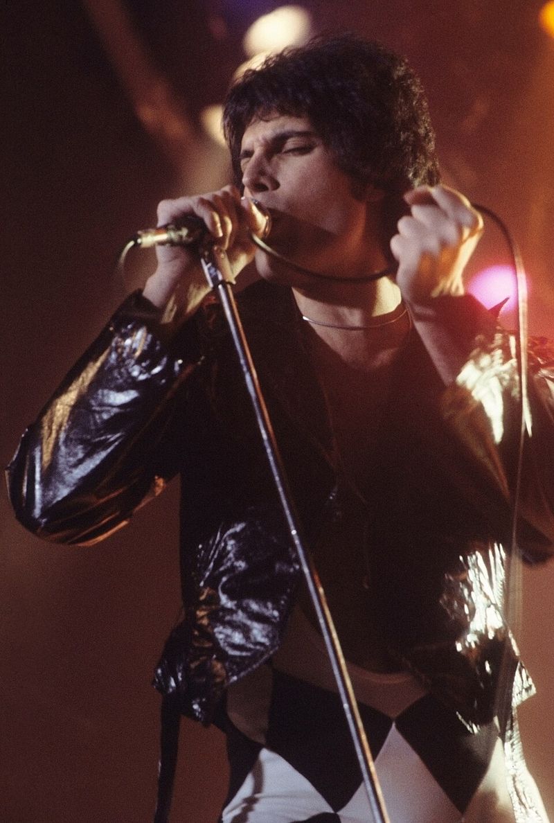 In the Lap of the Gods... Revisited by Queen In the Lap of the Gods... Revisited by Queen