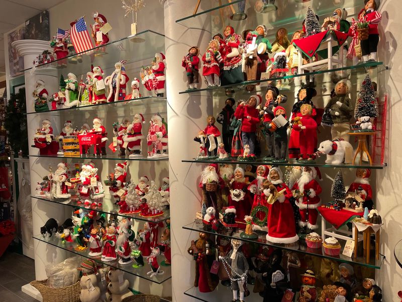 Indoor Decor With Collector Appeal Indoor Decor With Collector Appeal