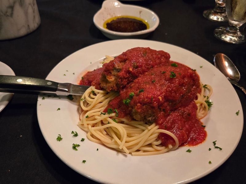 Italian Classics Done the Old-School Way Italian Classics Done the Old-School Way