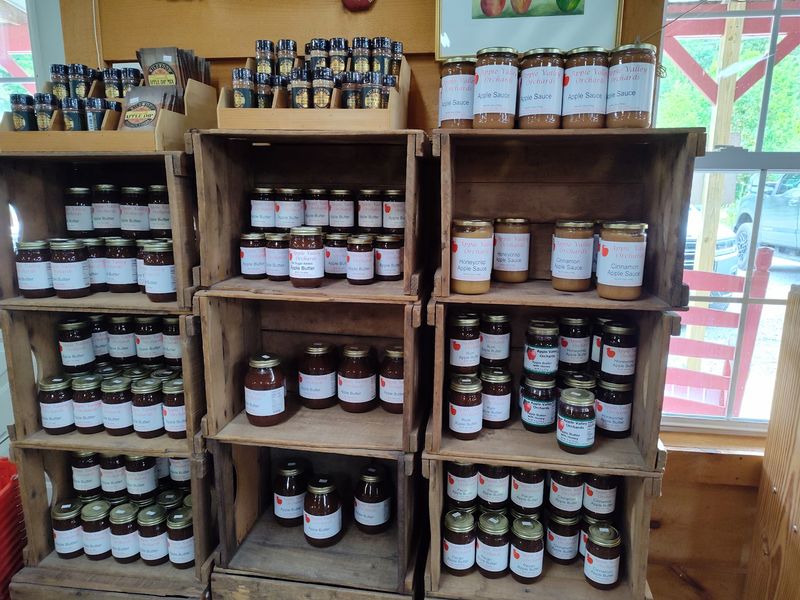 Jams, Jellies, and Jarred Treasures Jams, Jellies, and Jarred Treasures