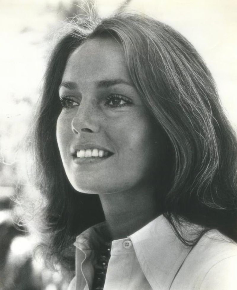 Jennifer O'Neill - 9 Marriages (to 8 Men) Jennifer O'Neill - 9 Marriages (to 8 Men)