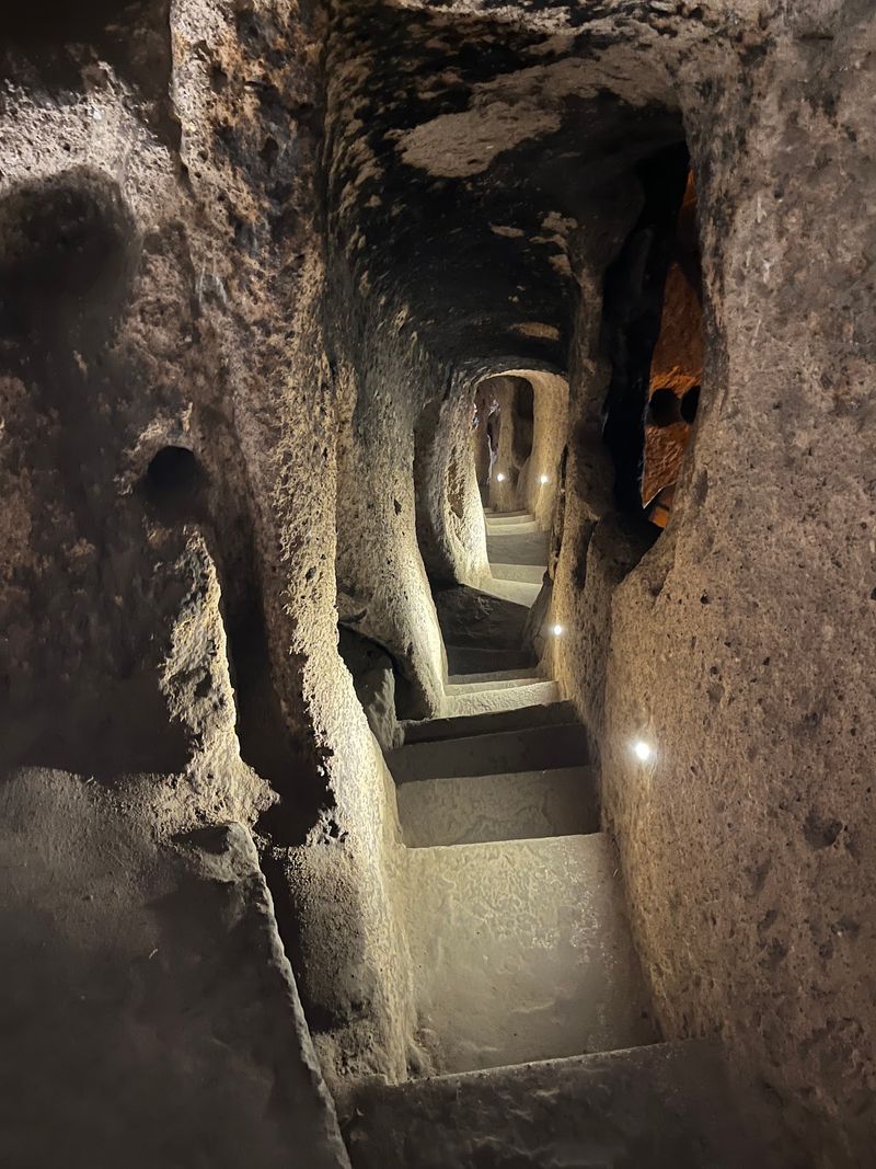 Kaymakli Underground City, Kaymaklı, Nevşehir, Türkiye Kaymakli Underground City, Kaymaklı, Nevşehir, Türkiye