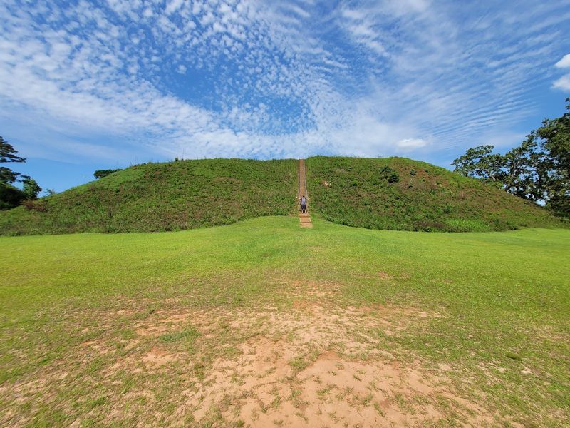 Kolomoki Mounds State Park, Blakely