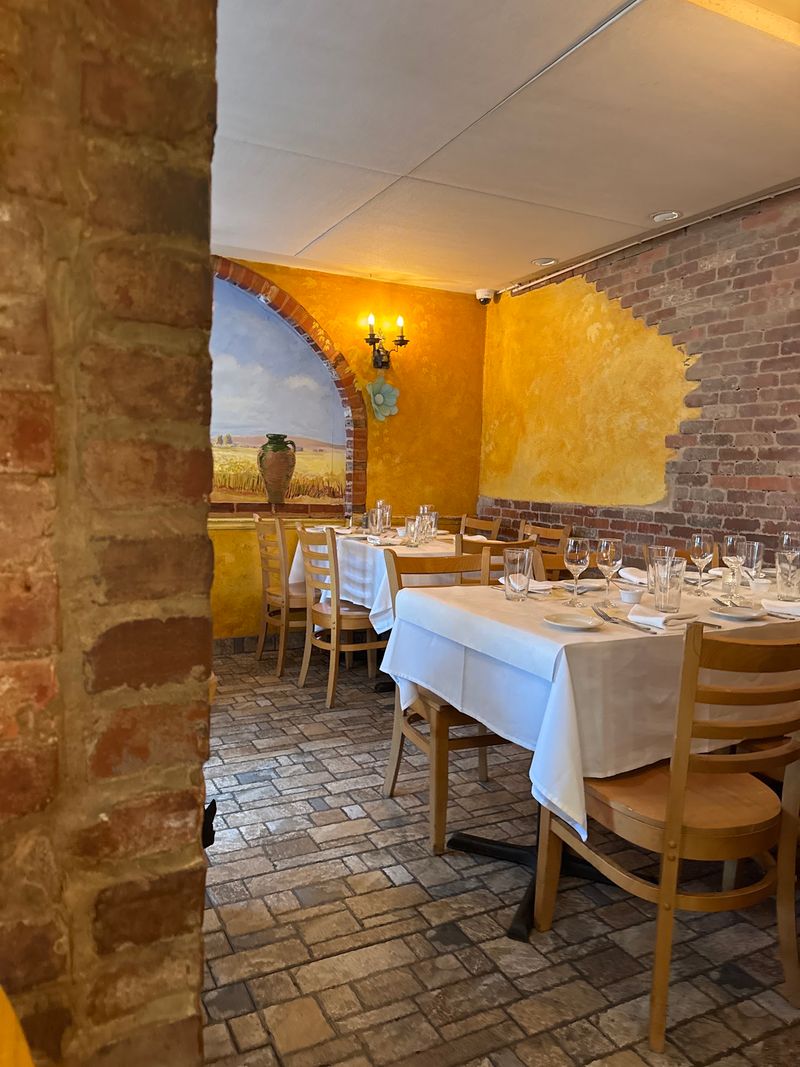 L'Angolo Ristorante, Philadelphia, Pennsylvania L'Angolo Ristorante, Philadelphia, Pennsylvania