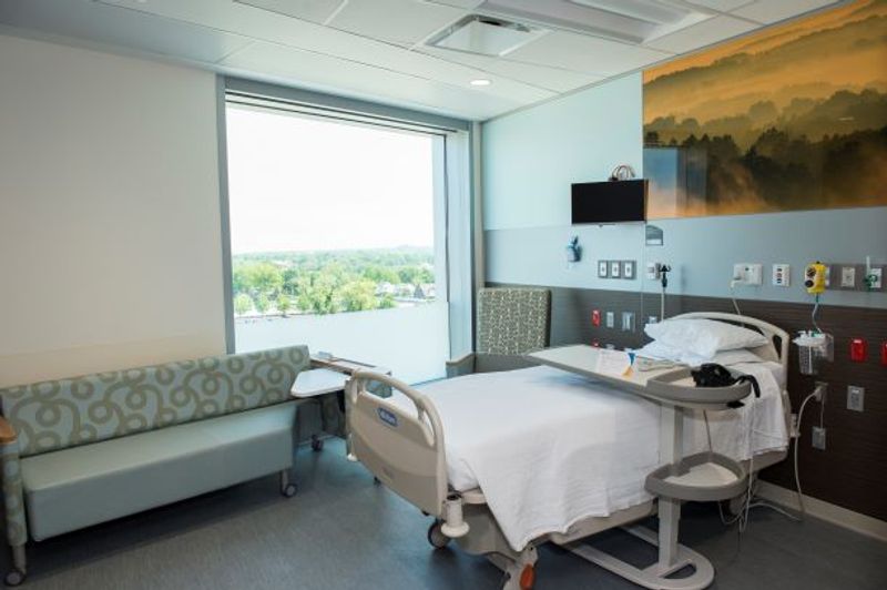 Labor, Delivery, and the Maternity Ward That Earns Loyal Families Labor, Delivery, and the Maternity Ward That Earns Loyal Families