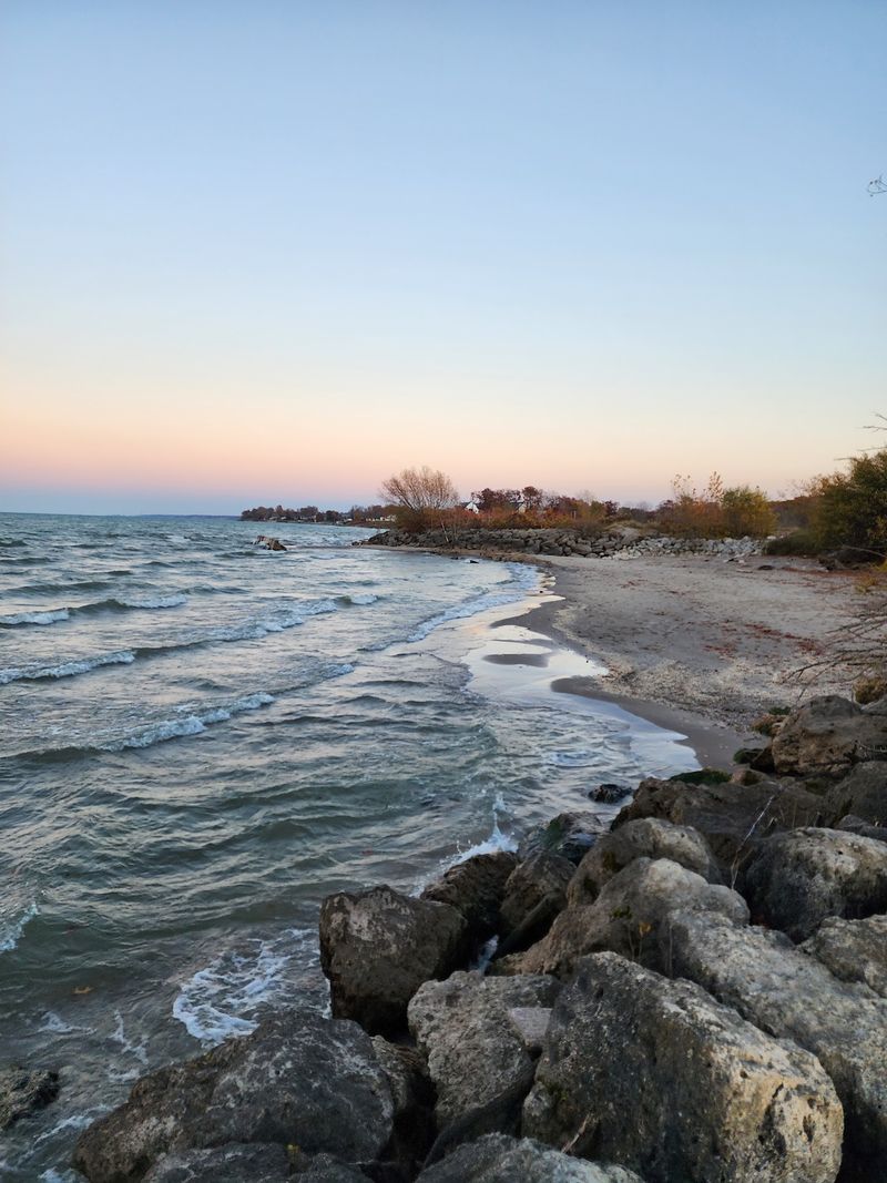 Lake Erie Access and the Shoreline Experience Lake Erie Access and the Shoreline Experience