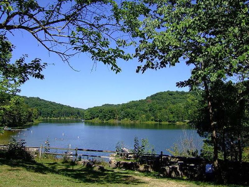 Lake Hope State Park, McArthur