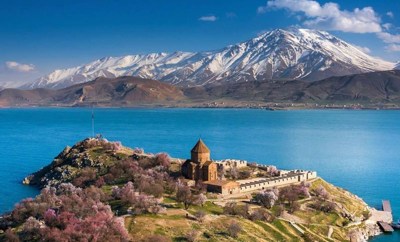 Lake Van, Van Province, Turkiye Lake Van, Van Province, Turkiye