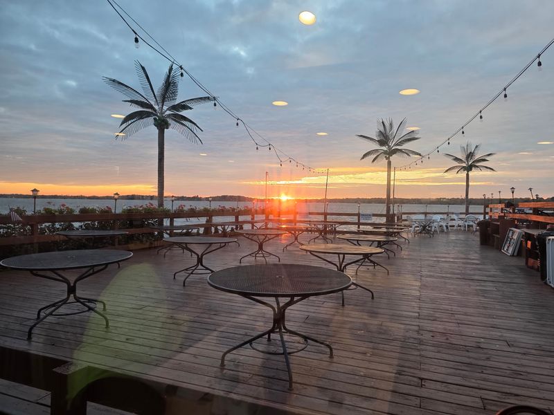 Lakeside Deck Dining Experience Lakeside Deck Dining Experience