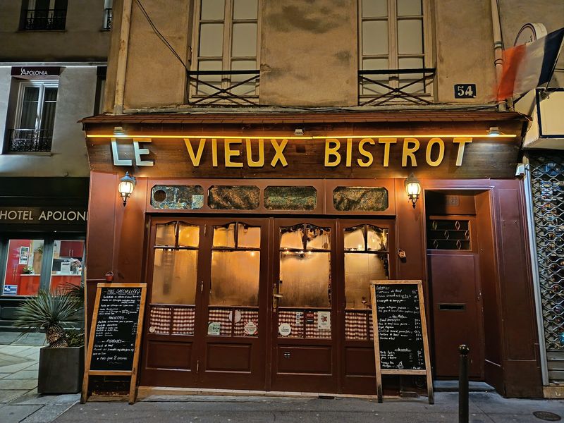 Le Vieux Bistrot - 5th Arrondissement Le Vieux Bistrot - 5th Arrondissement