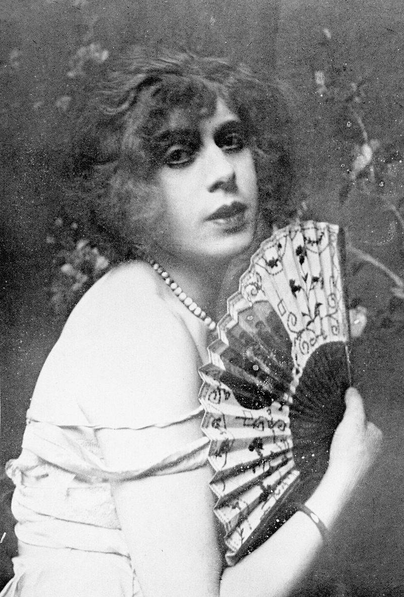 Lili Elbe, The Danish Artist Who Became A Medical Pioneer Lili Elbe, The Danish Artist Who Became A Medical Pioneer