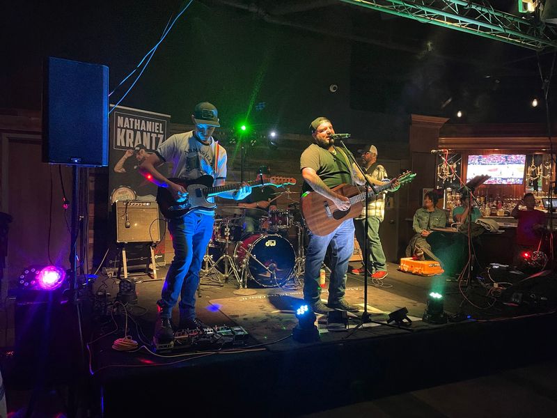 Live Country Music That Fills the Room Live Country Music That Fills the Room