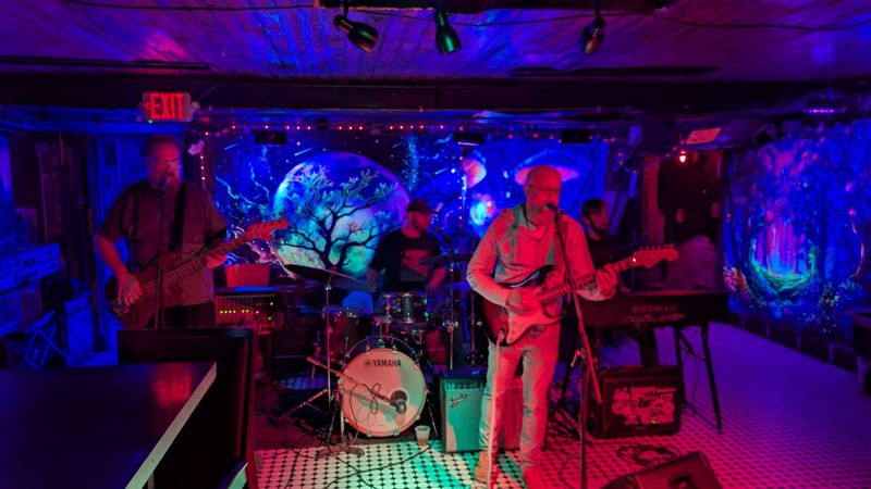 Live Music That Fills Both Floors Live Music That Fills Both Floors
