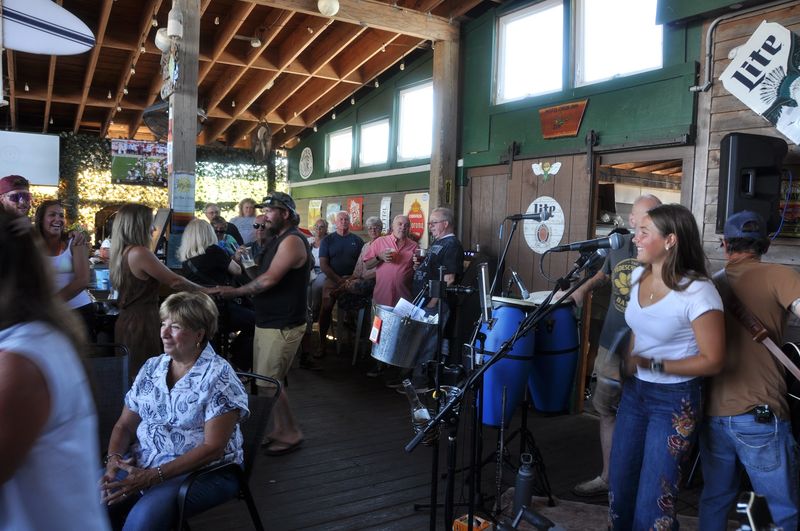 Live music in the casual mix