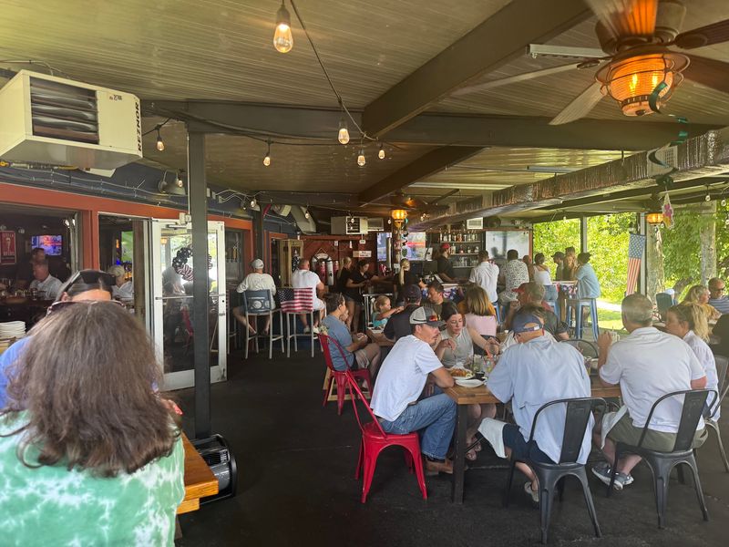 Lively, Family-Friendly, and Always Buzzing Lively, Family-Friendly, and Always Buzzing