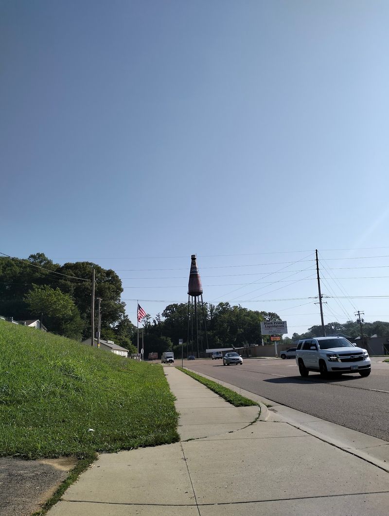 Located Just Minutes from Downtown St. Louis Located Just Minutes from Downtown St. Louis