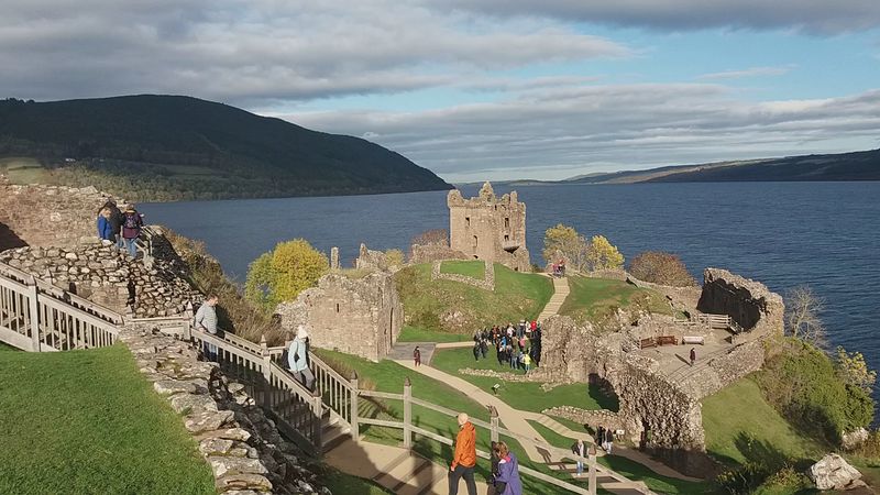 Loch Ness, Scottish Highlands, Scotland Loch Ness, Scottish Highlands, Scotland