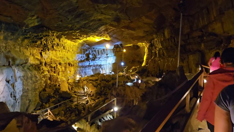 Lost World Caverns, Lewisburg, West Virginia Lost World Caverns, Lewisburg, West Virginia
