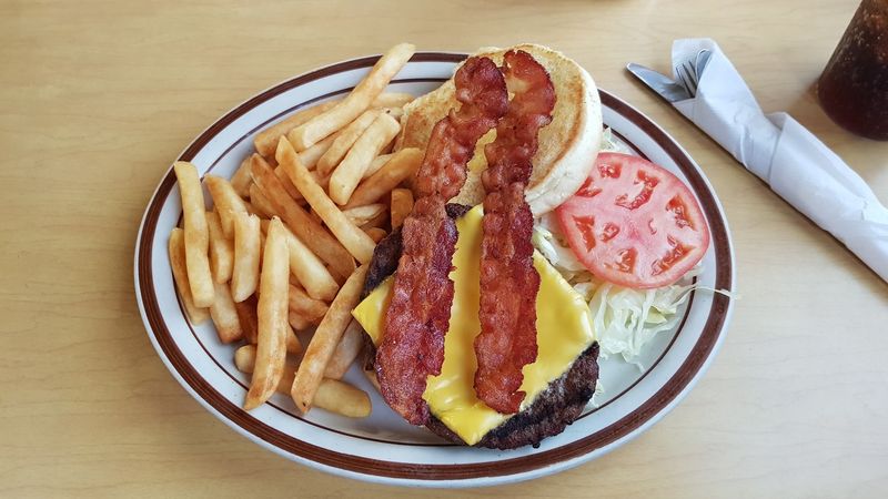 Lunch Favorites That Hit the Spot Lunch Favorites That Hit the Spot