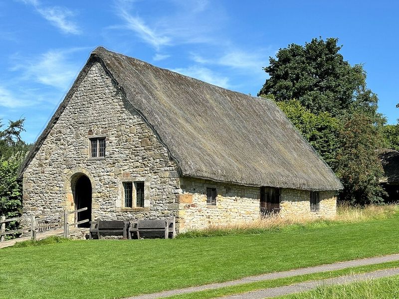 Managing Large Estates Was a Full-Time Job Managing Large Estates Was a Full-Time Job